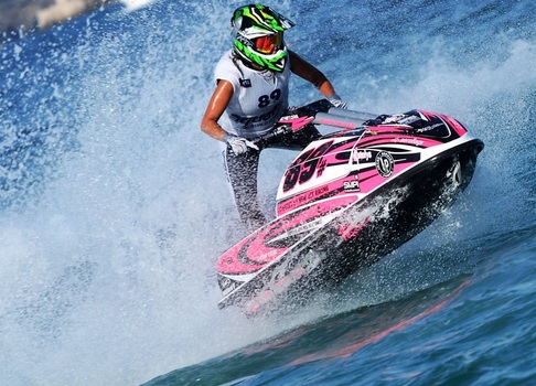 Jennifer M�nard�s first round of the 2015 season